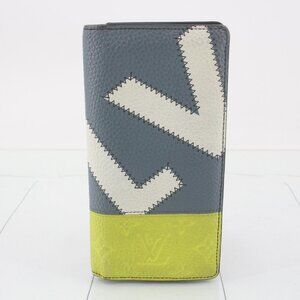 LV Wallet (shown live)